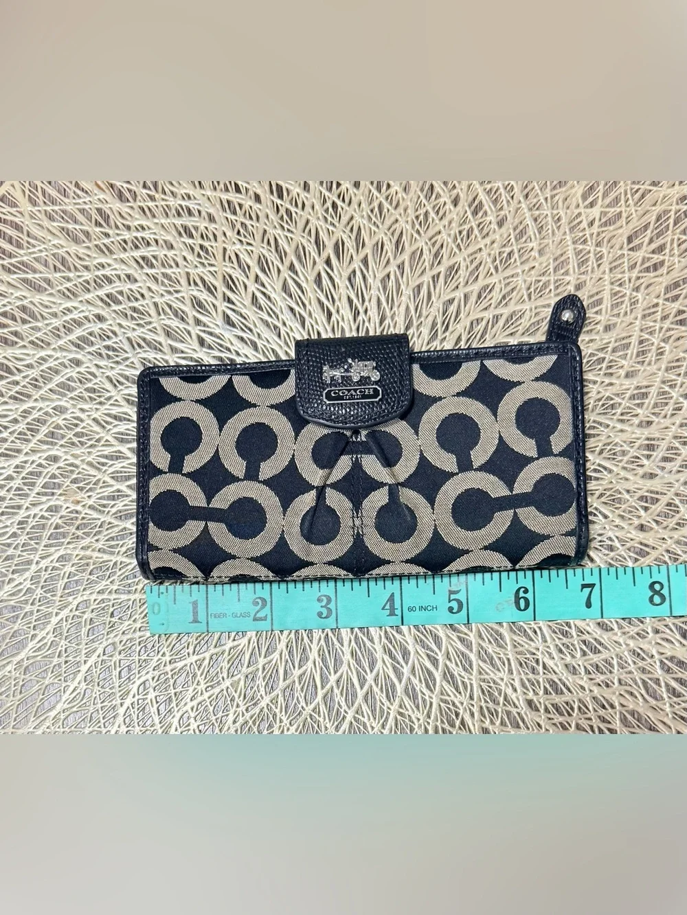 Vintage Coach Women's Black/Gray Signature Logo Snap Wallet Back Zip Pocket
